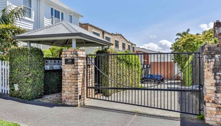 GREY LYNN TERRACE - Photo 3