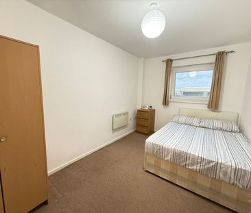 2 bedroom apartment to rent - Photo 4