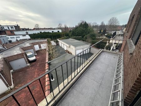 Recent gerenoveerd appartement te Erembodegem - Foto 4