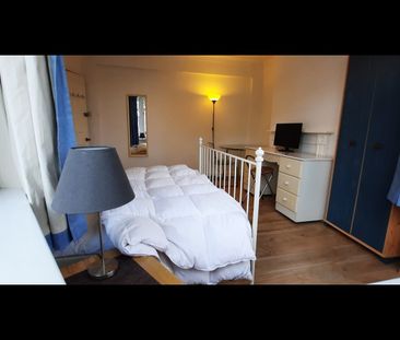 Studio Flat, The Ridgeway, NW9 - Photo 5