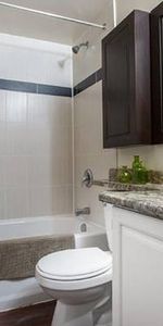 Laundry Facilities, Window Coverings, 100% Smoke-Free - Photo 4