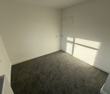 South Avenue - Photo 5