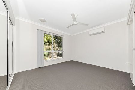 23 Daytona Drive, Kirwan - Photo 2