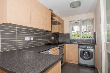 15 Sandhurst Court, Belfast, BT9 5BA - Photo 5