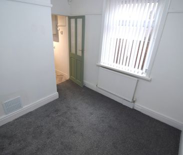 To Let 2 Bed Semi-Detached Bungalow - Photo 4