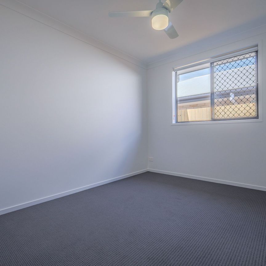 Easy living with low yard maintenance! - Photo 1