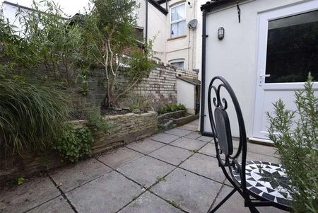 British Road, Bristol, Somerset, BS3 - Photo 4