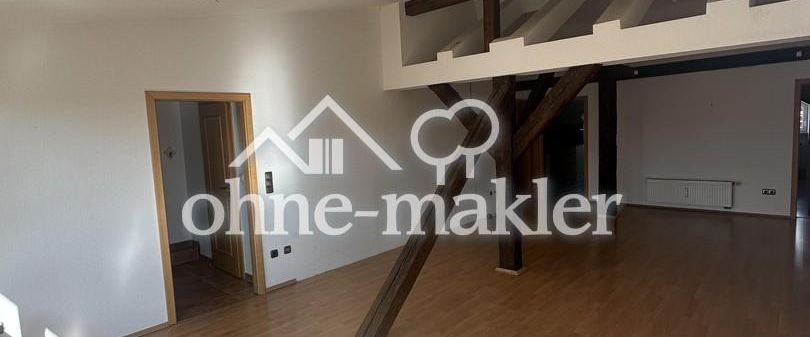 Familienwohnung mit großer Dachterrasse in Erlangen - Foto 1