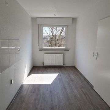 Hier wird komplett saniert - schicke Familienwohnung in Brackel - Photo 1