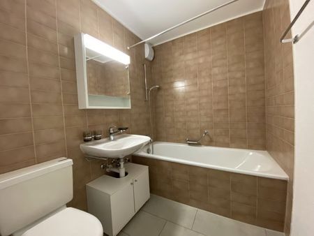 2 Zimmer, 52 m², 2. Stock - Foto 4