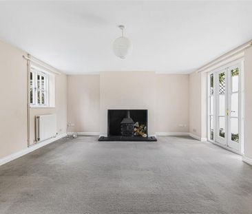 4 bedroom cottage to rent - Photo 1