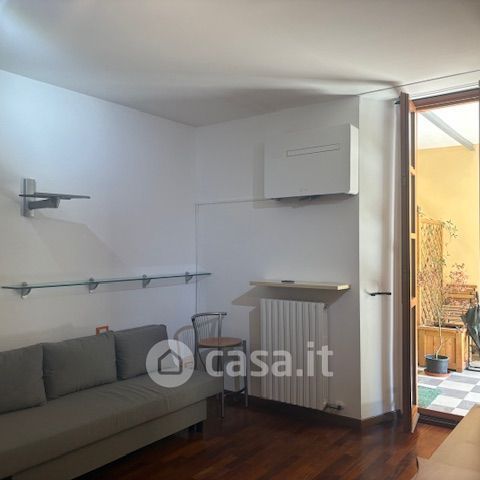 Monolocale in Affitto in Via Domenico Cirillo 12 a Milano - Photo 1