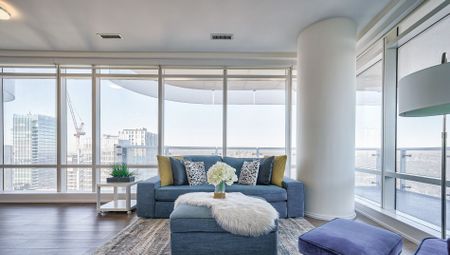 For Lease - 1 Bloor Street Unit# 5001, Toronto, Ontario - Photo 2