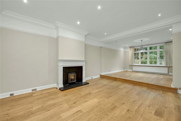 6 bedroom semi-detached house to rent - Photo 1