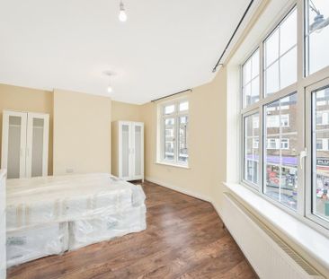 3 bedroom apartment to rent - Photo 2