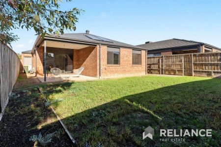“Beautiful 4 bedroom in Prime Location!!” - Photo 5