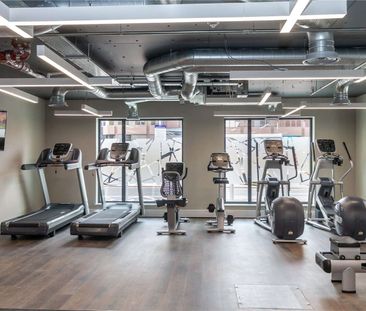 AVAILABLE NOV 10TH | 1 BED FULLY FURNISHED | Located on the third f... - Photo 5