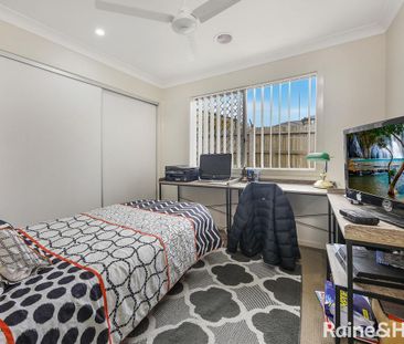 Charming 4 bedroom home - Photo 5