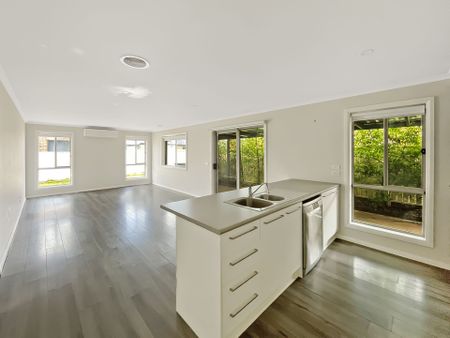 137 Birdwood Avenue, Sebastopol - Photo 2