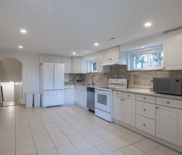 For Lease - 596 Woodbridge Avenue Unit# Lower, Vaughan, Ontario - Photo 6