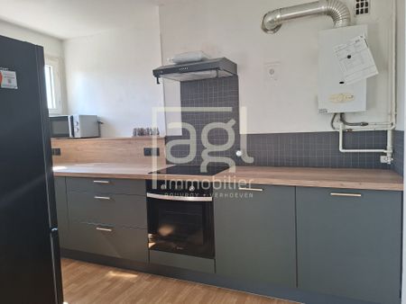 Location Appartement 4 pièces 79m² DUNKERQUE 59140 - Photo 5