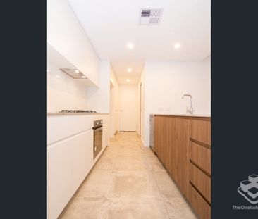 Breaking Lease for Rent - STUNNING TOWNHOME FOR RENT - Photo 4