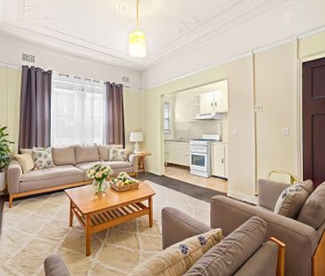 Conveniently Located Two-Bedroom Apartment in the Heart of Burwood - Photo 6