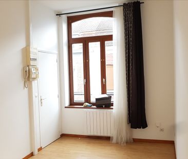 Location Appartement 1 pièce 26m² - Photo 4