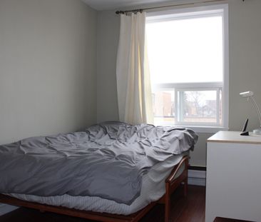 For Lease - 1483 Eglinton Avenue Unit# Apt 1, Toronto, Ontario - Photo 3