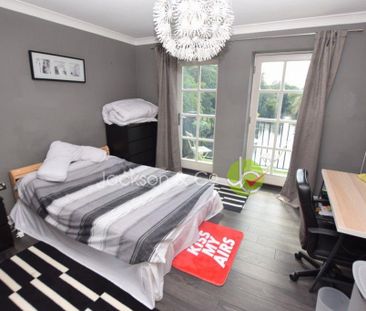 3 bedroom penthouse to rent - Photo 3