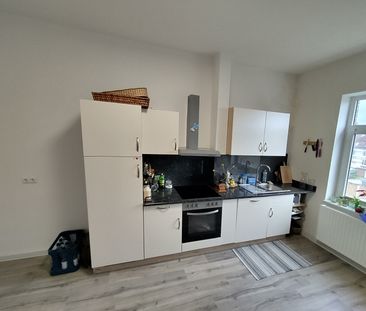 Charmante 3 Zimmer-Dachgeschosswohnung mit Gartenanteil in stadtnah... - Photo 3
