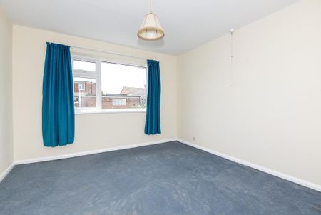 2 bedroom maisonette to rent - Photo 3