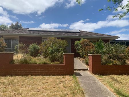 36 Bradman Drive, Meadow Heights - Photo 3