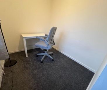 45 Graymount Crescent, Newtownabbey, BT36 7DZ - Photo 4