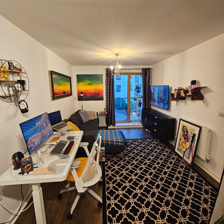 1 Bed Flat, Queen Marys House, SW15 - Photo 1