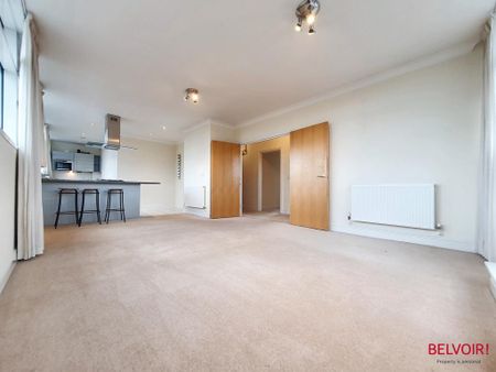 2 bedroom penthouse to rent - Photo 4