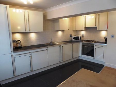 1 bedroom flat to rent - Photo 5