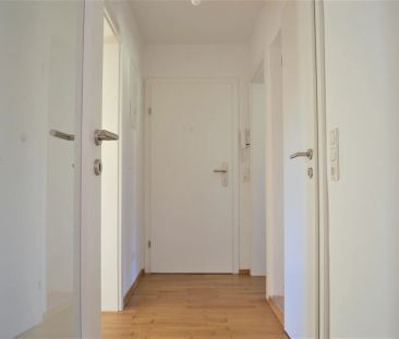 Unbefristete 4-Zimmer-Wohnung in absolut ruhiger Grünlage! - Foto 1