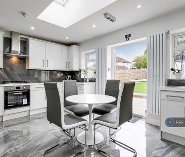 1 bedroom in a house share to rent - Photo 6