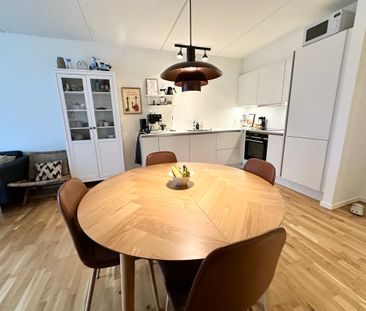 Lys og indbydende lejlighed med altan ved fjorden - Photo 2