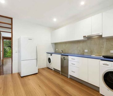 9A The Barricade Castlecrag - Photo 1