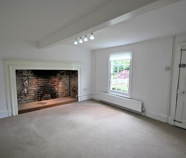 2 bedroom terraced house to rent - Photo 2