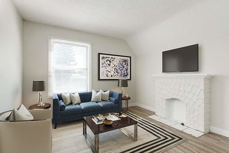 2237 14 St SW, Calgary - Photo 2