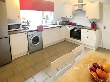 3 bedroom bungalow to rent Pinewood Close, Bourne, PE10 - Photo 4