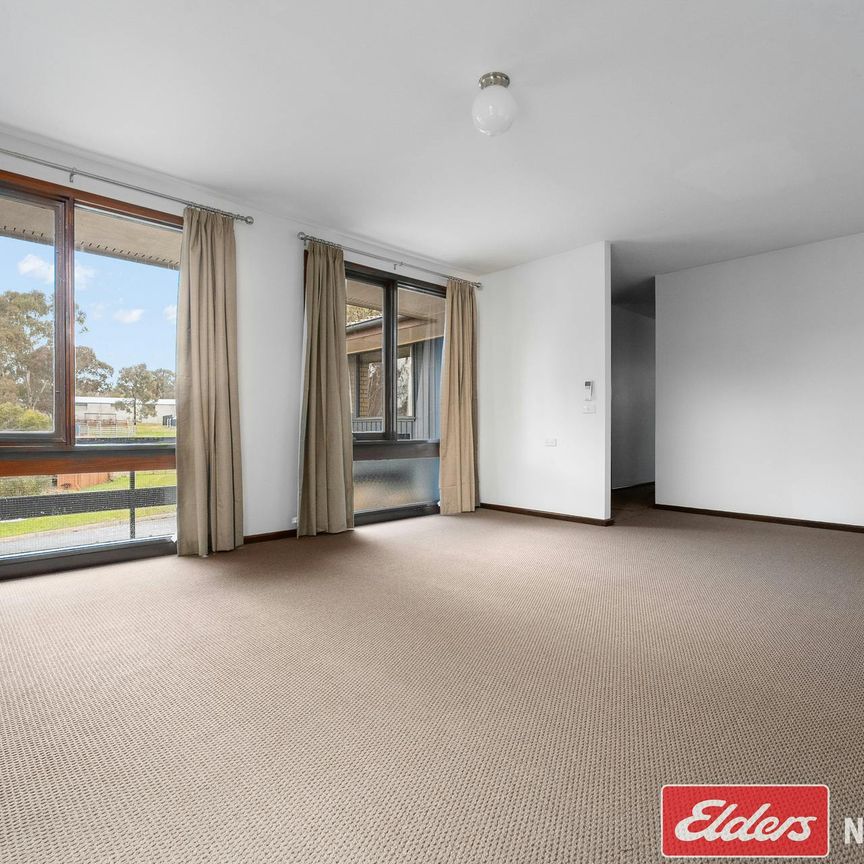 2 BEDROOM TOWN HOUSE! - Photo 1