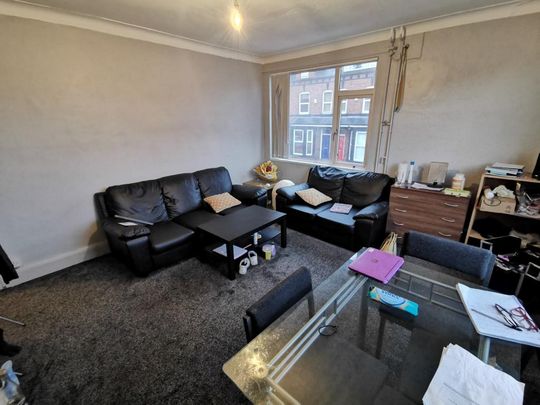 Brudenell Road, Leeds, LS6 - Photo 1