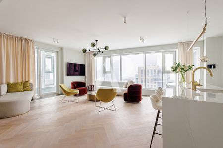 Warszawa, Śródmieście, Grzybowska - Photo 2