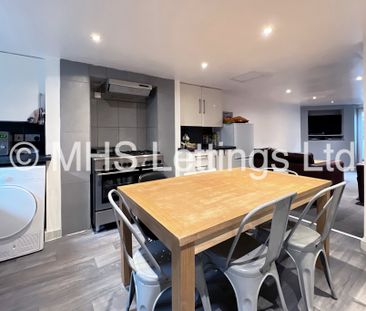 6 Bedroom Mid Terraced House for rent in Hessle View - Photo 5