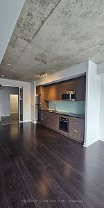 OVER 600 SQ FT 1 BED LOFT KING WEST - Photo 4