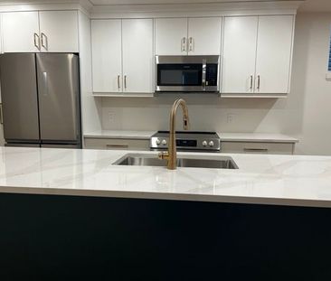 For Lease - 141 Humboldt Parkway Unit# Lower, Port Colborne, Ontario - Photo 4